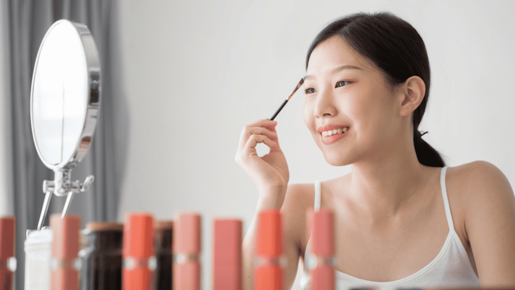 化妝、化妝檯、居家設計、照明、健康、低藍光、DIY｜照明設計 燈光設計 切光燈 燈條